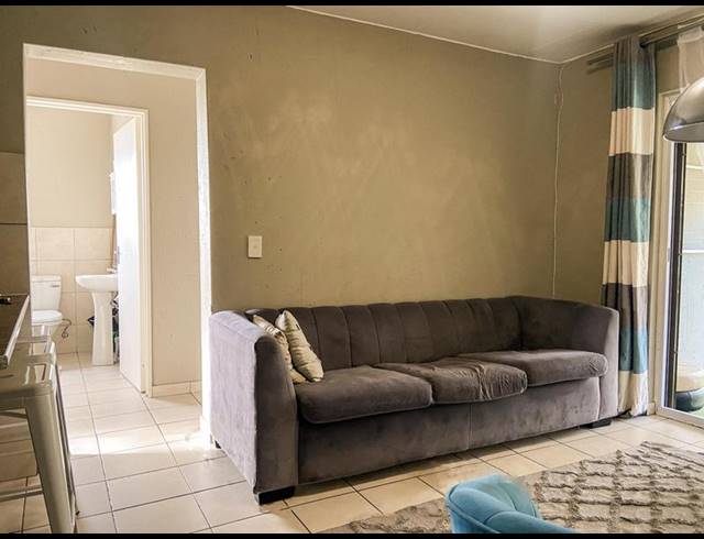 2 BEDROOM APARTMENT FOR SALE IN RUIMSIG